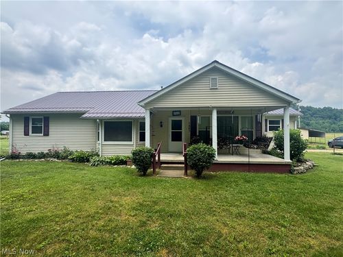 7885 Old River Rd, Philo, OH, 43771-9772 | Card Image