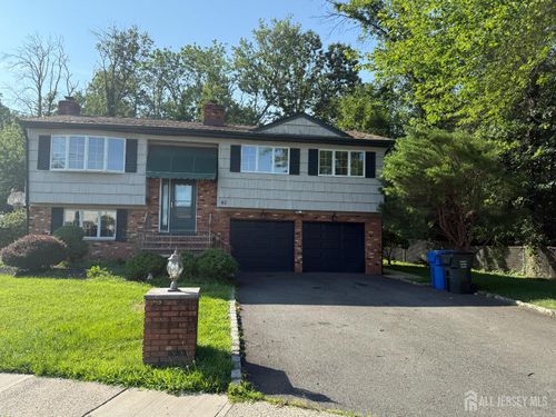 40 Winding Rd, Iselin, NJ, 08830-2120 | Card Image