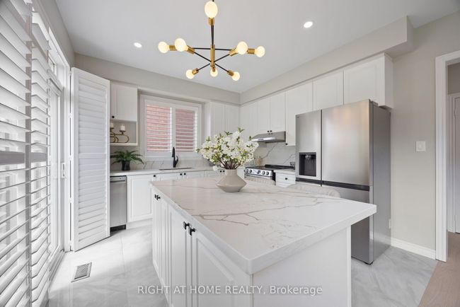171 Edward Jeffreys Ave, House other with 5 bedrooms, 5 bathrooms and 4 parking in Markham ON | Image 23