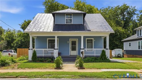 117 W End Blvd, Emporia, VA, 23847-1627 | Card Image