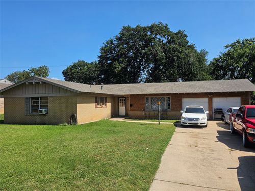 6454 Franwood Ter, Fort Worth, TX, 76112-3256 | Card Image
