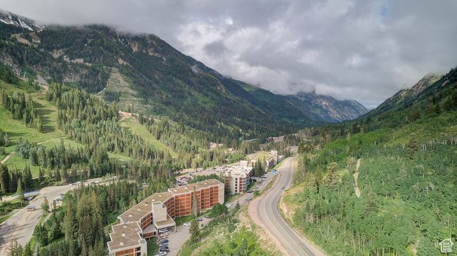 201202 - 9202 E Lodge Dr, Condo with 1 bedrooms, 2 bathrooms and 1 parking in Snowbird UT | Image 48