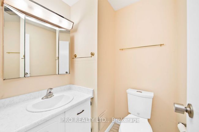 1002 - 1320 Mississauga Valley Blvd, Condo with 3 bedrooms, 2 bathrooms and 2 parking in Mississauga ON | Image 16