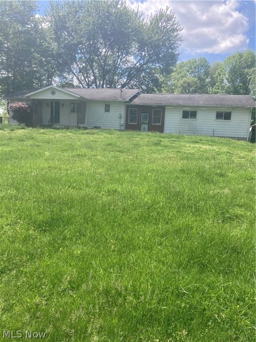 7555 Dietrick Hill Rd, Philo, OH, 43771-9757 | Card Image