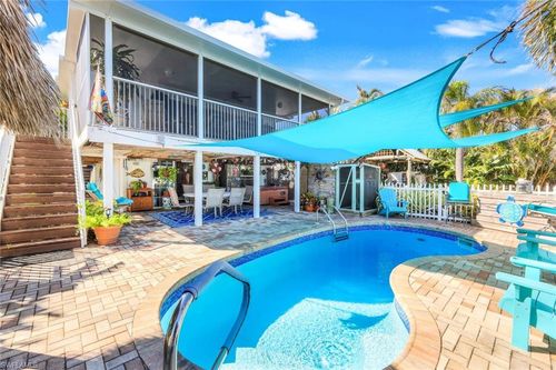 3232 Stabile Rd, SAINT JAMES CITY, FL, 33956-2330 | Card Image