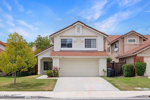 4139 Lost Springs Dr, Calabasas, CA, 91301-5327 | Card Image