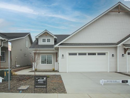 4537 Grove Court, West Richland, WA, 99353 | Card Image