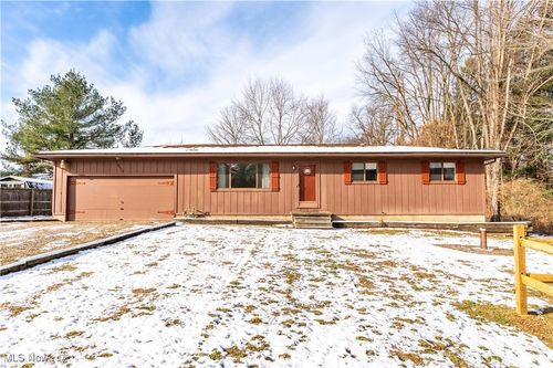 8695 Lansdale Ave Nw, North Canton, OH, 44720-5137 | Card Image