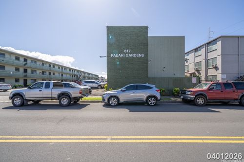 302-617 Mcneill St, Honolulu, HI, 96817-4810 | Card Image