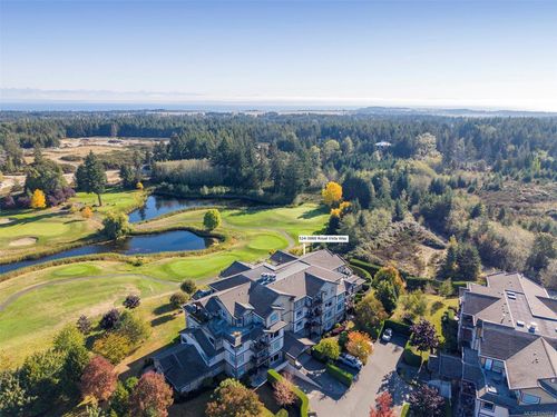 524-3666 Royal Vista Way, Courtenay, BC, V9N9X8 | Card Image