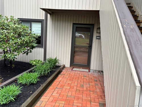 2905 Fox Ln, Poughkeepsie, NY, 12603-6937 | Card Image