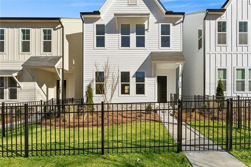 779 Auguste Ave, Scottdale, GA, 30079-3401 | Card Image