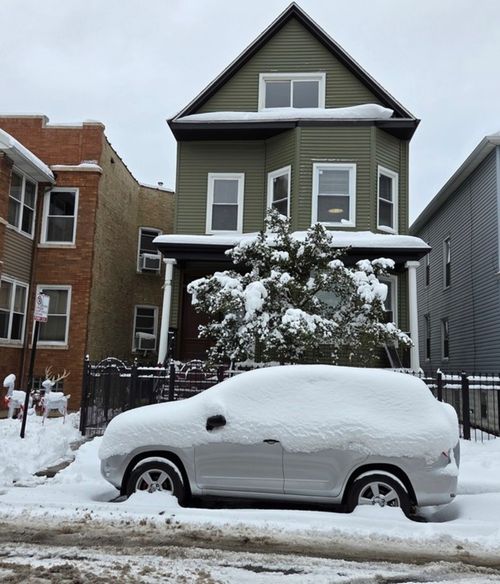 2-3049 N Avers Ave, Chicago, IL, 60618-6552 | Card Image
