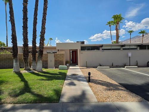 735 E Louise Dr, Palm Springs, CA, 92262-3203 | Card Image
