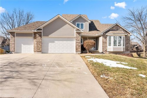 5100 Sw Piping Plover Street, Lee's Summit, MO, 64082 | Card Image