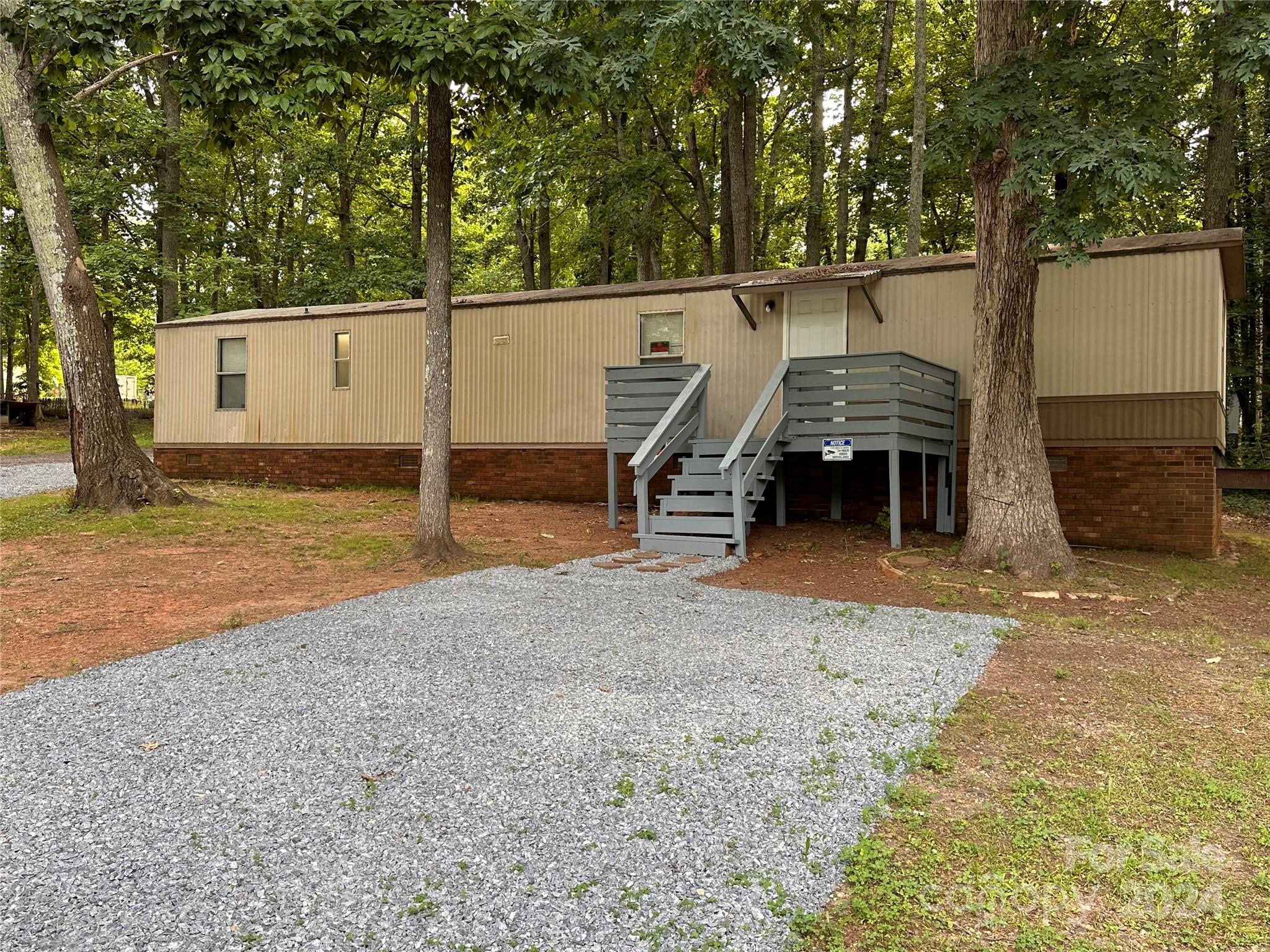 Starlight Dr, Lincolnton, NC 28092