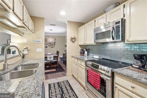 123 Warm Springs Cir, Roswell, GA, 30075-4965 | Card Image