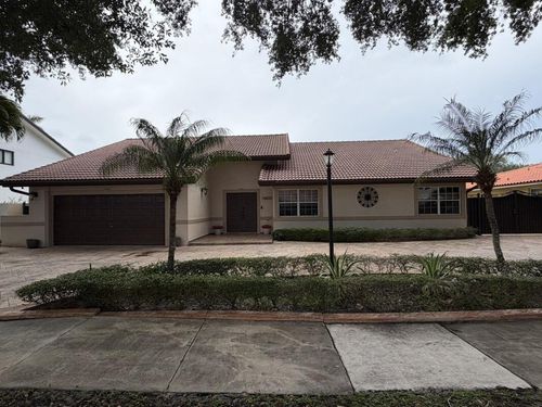 16820 Nw 80th Ct, Miami Lakes, FL, 33016-3494 | Card Image