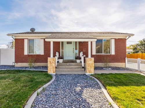 4870 Southridge Dr, Taylorsville, UT, 84129-4047 | Card Image