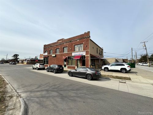 200-10800 W Warren Ave, Dearborn, MI, 48126-2695 | Card Image