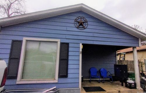 3523 S Laredo St, San Antonio, TX, 78207-6521 | Card Image