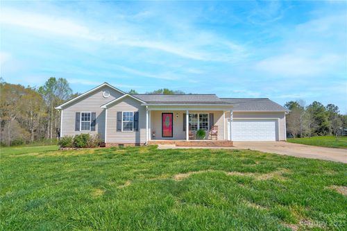 118 Alexandra Dr, Kingstown, NC, 28150-9005 | Card Image