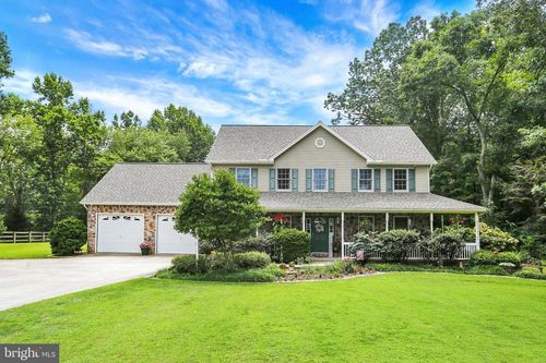 90 Sarah Dr, Dover, PA, 17315-1667 | Card Image