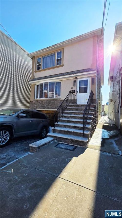 23 Hamilton St, Harrison, NJ, 07029-3017 | Card Image
