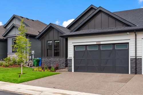 648 Shawnee Terr Sw, Calgary, AB, T2Y0T5 | Card Image
