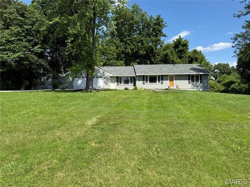 1910 Oak Tree St, Saint Peters, MO, 63376-6618 | Card Image