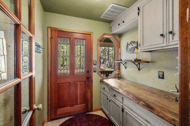 3025 Black Bear Dr, House other with 3 bedrooms, 3 bathrooms and null parking in Arnold CA | Image 6