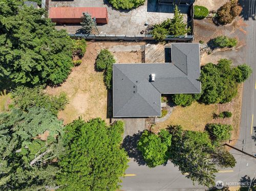 8725 Maple Lane, Edmonds, WA, 98026 | Card Image