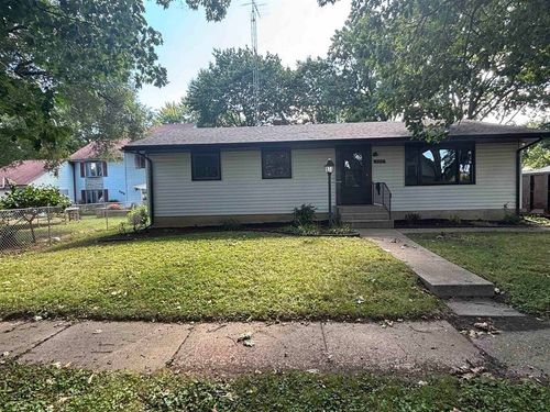 308 W Marshall St, Belvidere, IL, 61008-2511 | Card Image