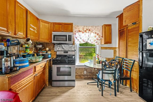 1119 E Front St, Home with 11 bedrooms, 4 bathrooms and null parking in Plainfield NJ | Image 32
