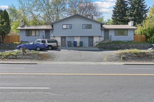 9907 N Waikiki Rd, Spokane, WA, 99218-2358 | Card Image