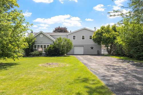 10409 83rd Ave, Palos Hills, IL, 60465-1852 | Card Image