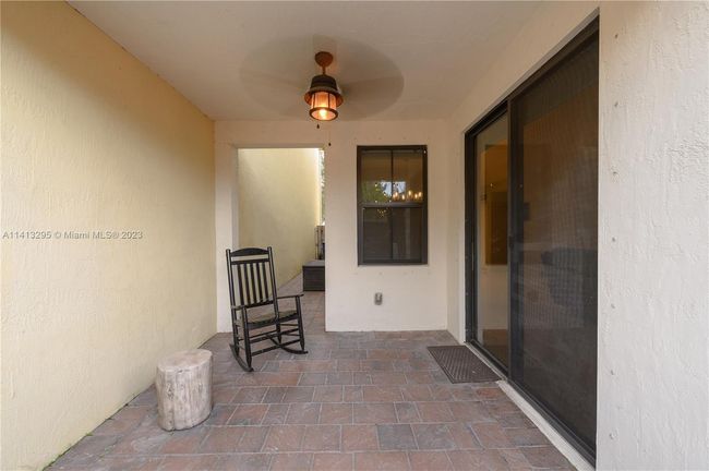 0 - 10250 Nw 70th Ter, Townhouse with 4 bedrooms, 3 bathrooms and null parking in Doral FL | Image 18