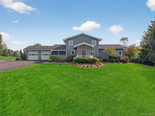 8 Southgate, Goshen, NY, 10924-5718 | Card Image