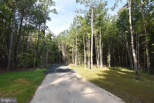 18465 Cherryfield Rd, Drayden, MD, 20630-3001 | Card Image