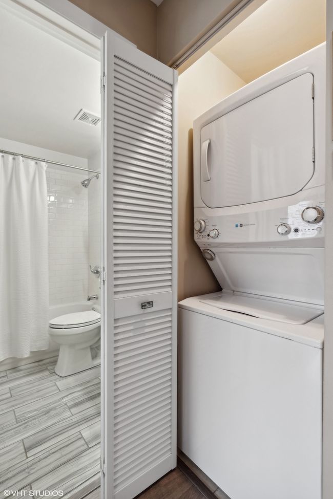 APT-705 - 3900 N Pine Grove Ave, Condo with 1 bedrooms, 1 bathrooms and 1 parking in Chicago IL | Image 13