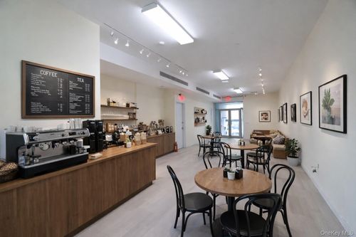 1fl-131 40th Rd, Flushing, NY, 11354 | Card Image