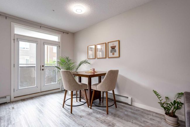 210 - 7 Westpark Common Sw, Condo with 2 bedrooms, 3 bathrooms and 1 parking in Calgary AB | Image 8
