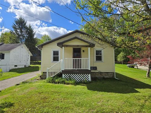 124 Tingley Ln, Franklin, PA, 16323-2108 | Card Image