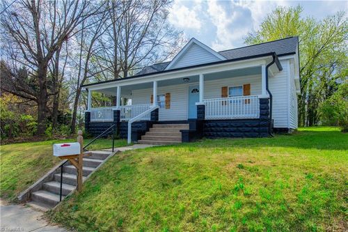 514 Barnes St, Reidsville, NC, 27320-4706 | Card Image