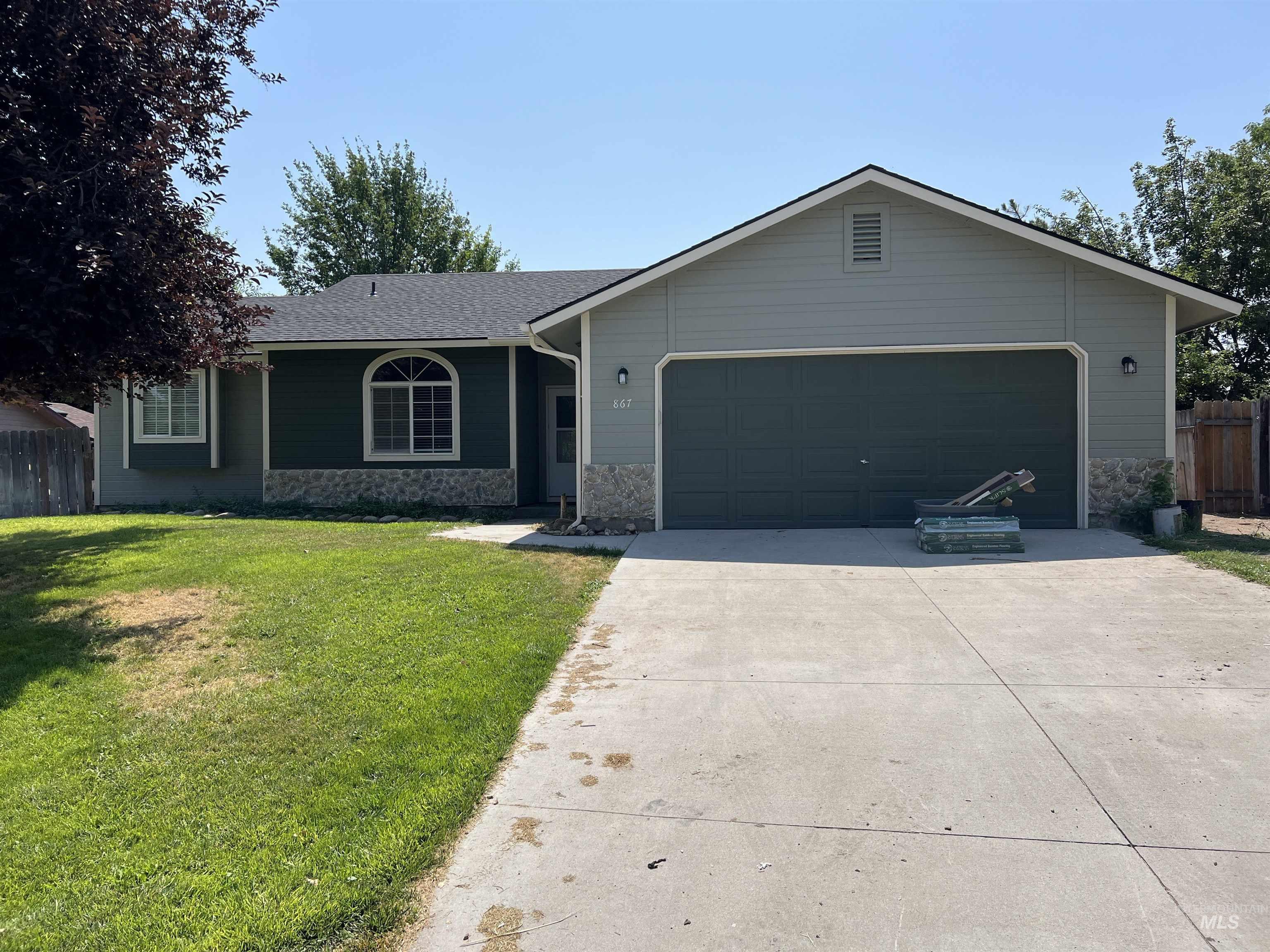 Newport St, Meridian, ID 83646