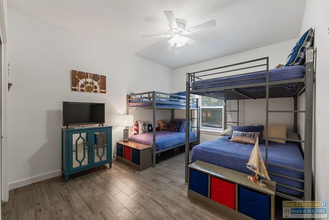 5 - 113 E Pike St, Condo with 2 bedrooms, 2 bathrooms and null parking in South Padre Island TX | Image 11