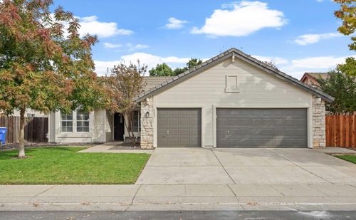 117 Silver Pine Court, Galt, CA, 95632 | Card Image