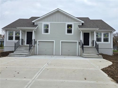 513/515 W Smith Street, Spring Hill, KS, 66083 | Card Image