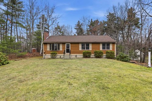 3 Cardinal Circle Circle, Londonderry, NH, 03053 | Card Image