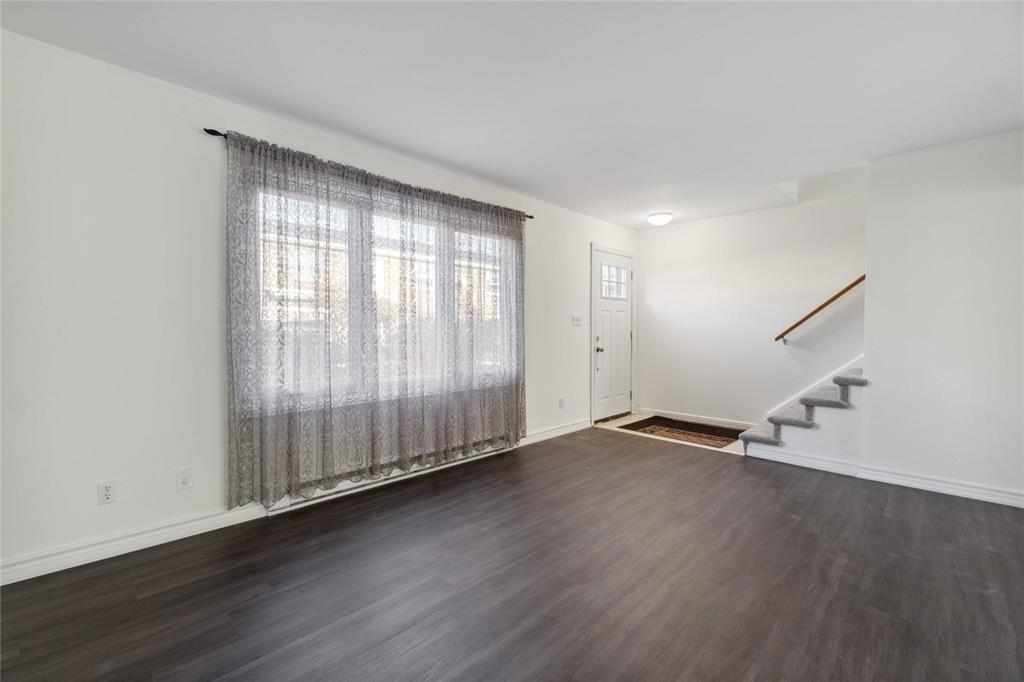 Residential in Sarnia 4